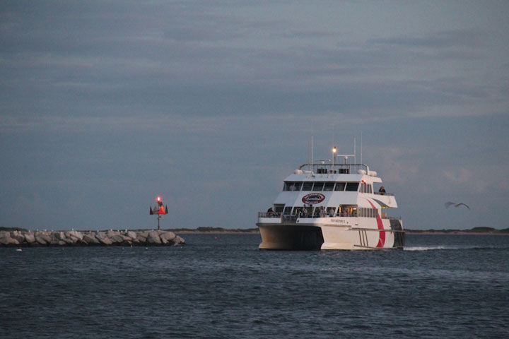 Provncetown Harbor, MacMillan Pier