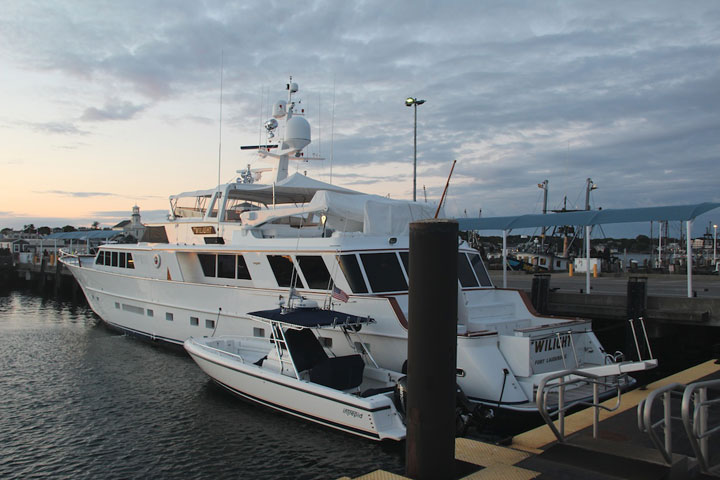 Provncetown Harbor, MacMillan Pier