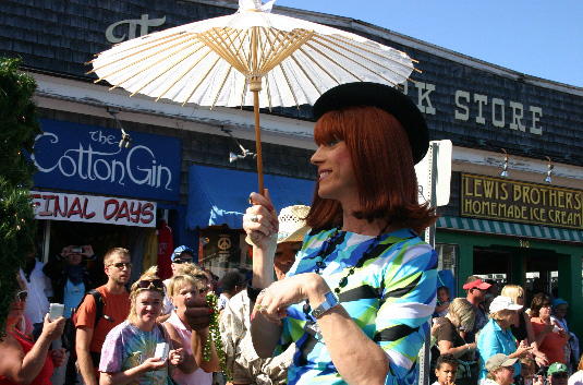 Provincetown Carnival, Coco Peru drag diva